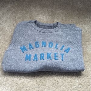 Magnolia Sweatshirt